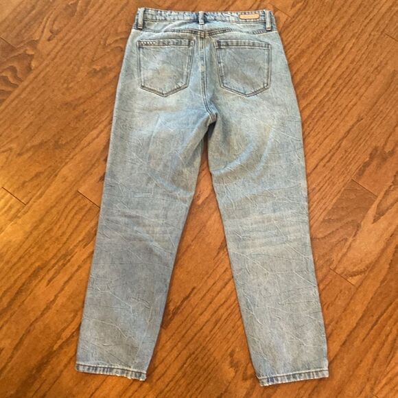 Blanknyc (the Madison crop)  size 27 jeans, distressed, high waisted - Picture 7 of 9